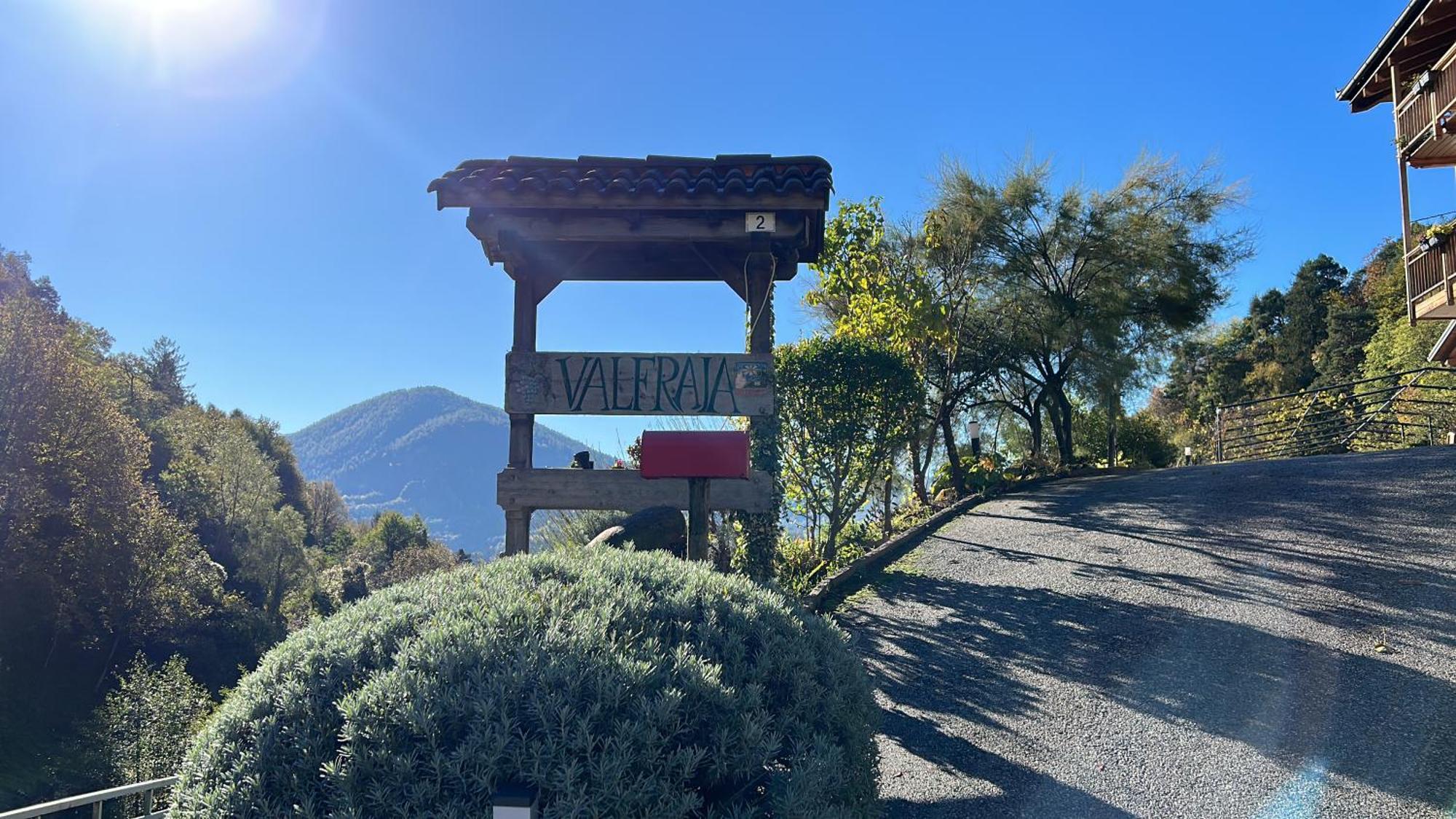 Agriturismo Valfraja チェンブラ エクステリア 写真