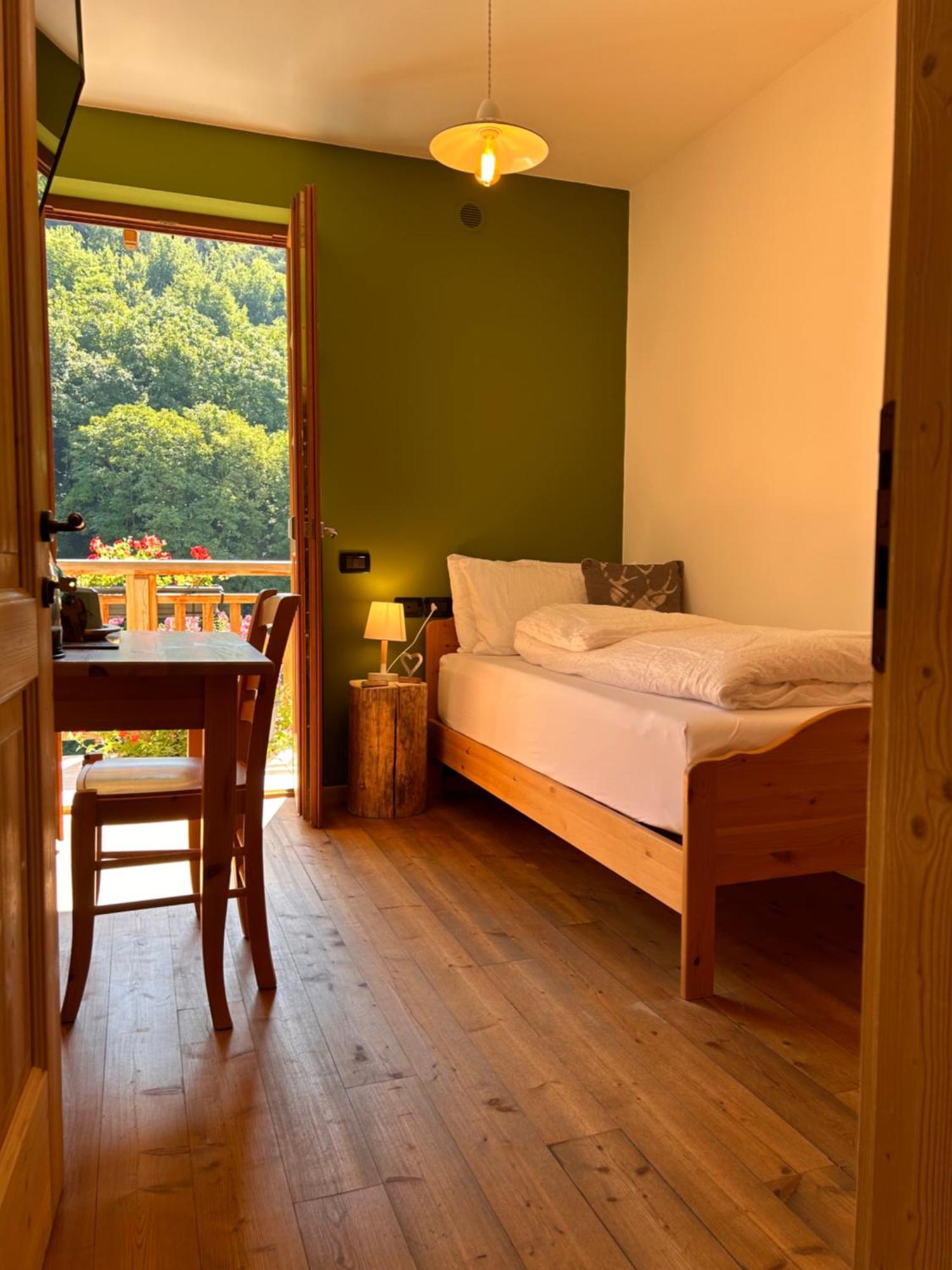 Agriturismo Valfraja チェンブラ エクステリア 写真