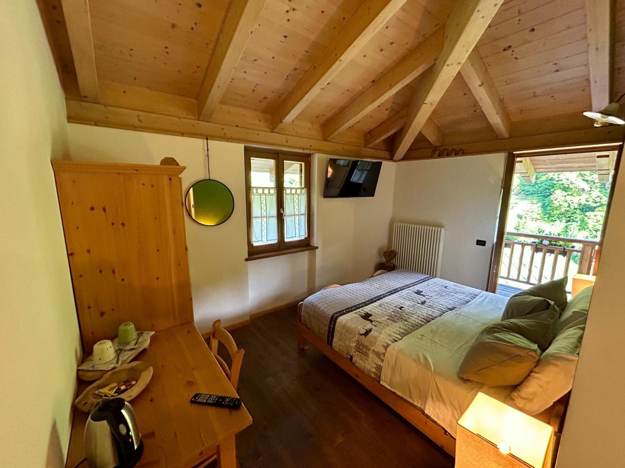 Agriturismo Valfraja チェンブラ エクステリア 写真